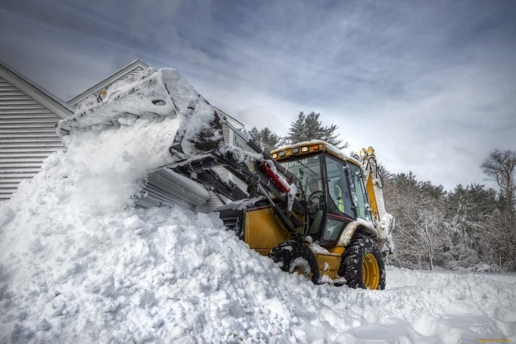 Аренда трактора для чистки снега