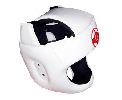 Шлем для каратэ с защитой верха головы из искусственной кожи