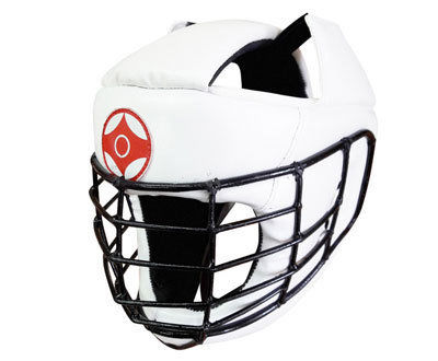 Шлем для каратэ с маской из искусственной кожи