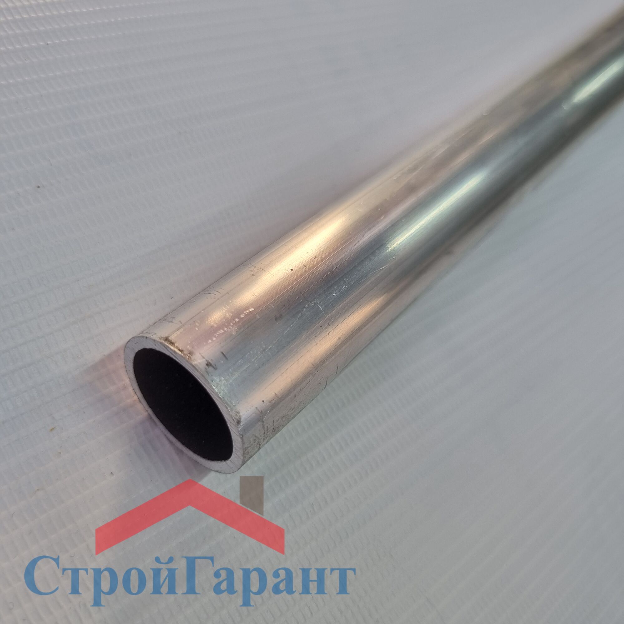 Труба алюминиевая круглая АД 31 25х2 мм, длина 2 м