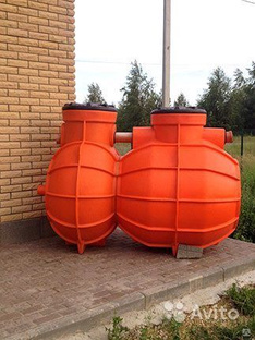 Канализационные емкости 1500 литров для заглубления в грунт с массивными ребрами жесткости для сбора жидких веществ #1