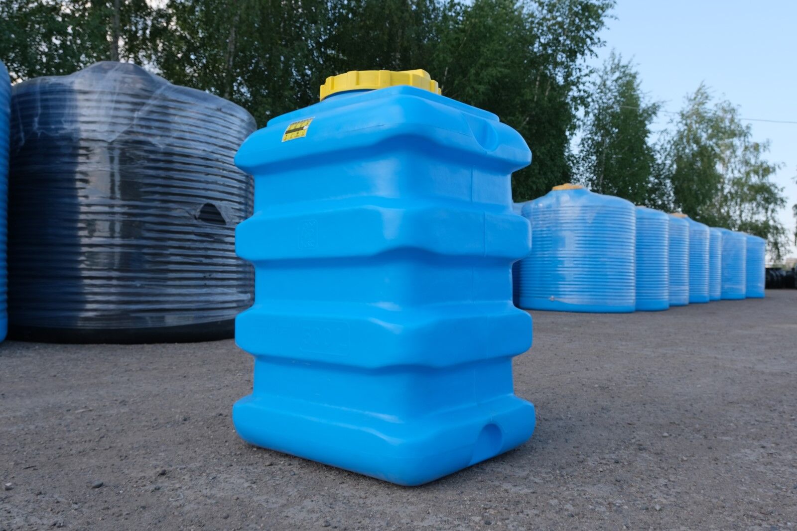 Бочка пластиковая прямоугольная 500 литров для водоснабжения, водоочистки