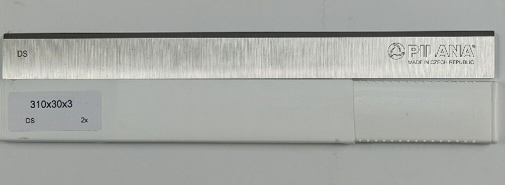 Нож строгальный "Pilana" DS 310х30х3 Чехия