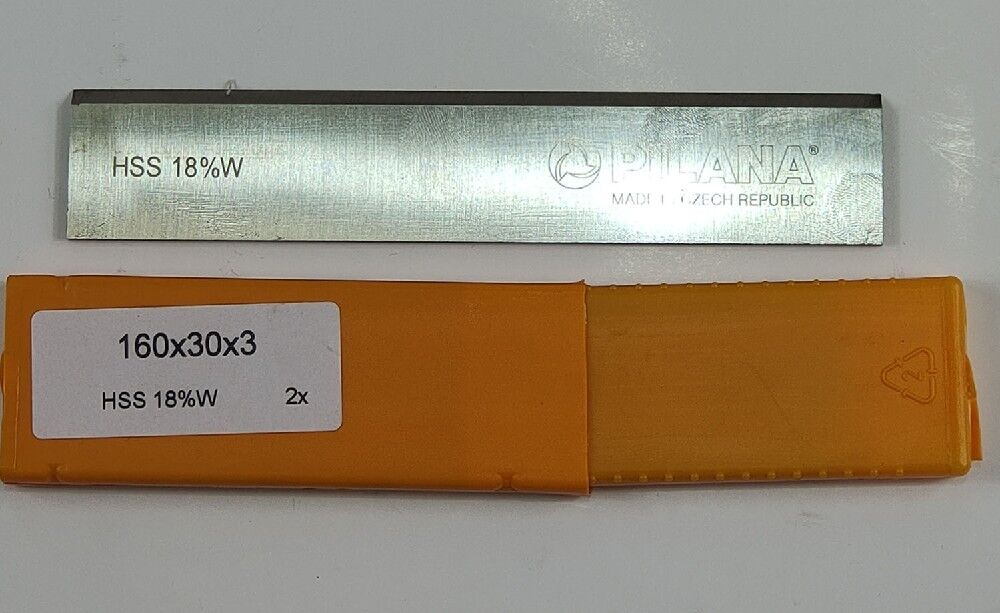Нож строгальный "Pilana" HSS W18% 160х30х3 Чехия