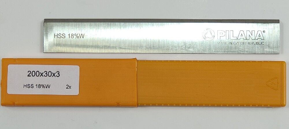 Нож строгальный "Pilana" HSS W18% 200х30х3 Чехия