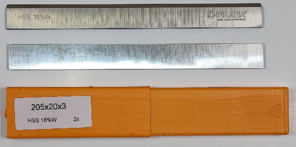 Нож строгальный "Pilana" HSS W18% 205х20х3 Чехия
