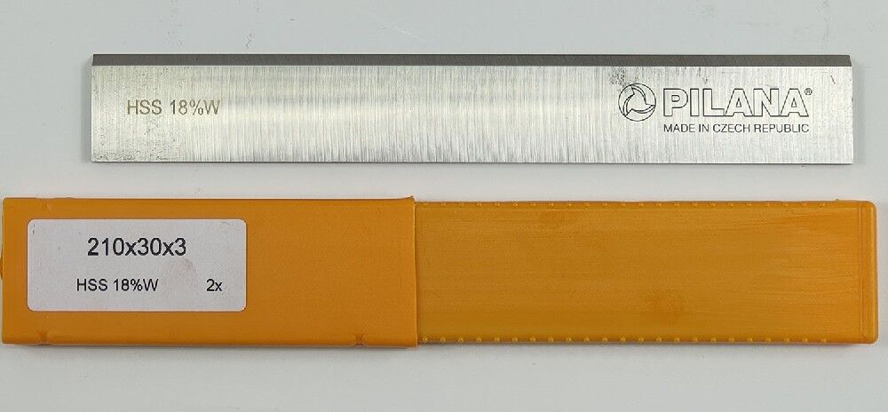 Нож строгальный "Pilana" HSS W18% 210х30х3 Чехия