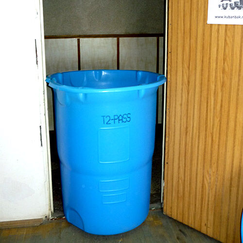 Бак для бани, для бассейна переливной пластиковый с съемной крышкой 500 литров 2